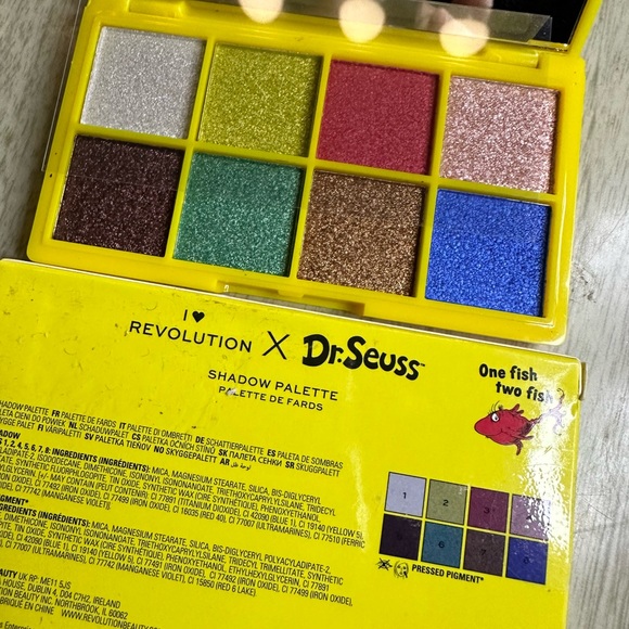 Revolution X Dr. Seuss Eye Shadow Palette One Fish Two Fish Red Fish Blue Fish - Picture 4 of 6